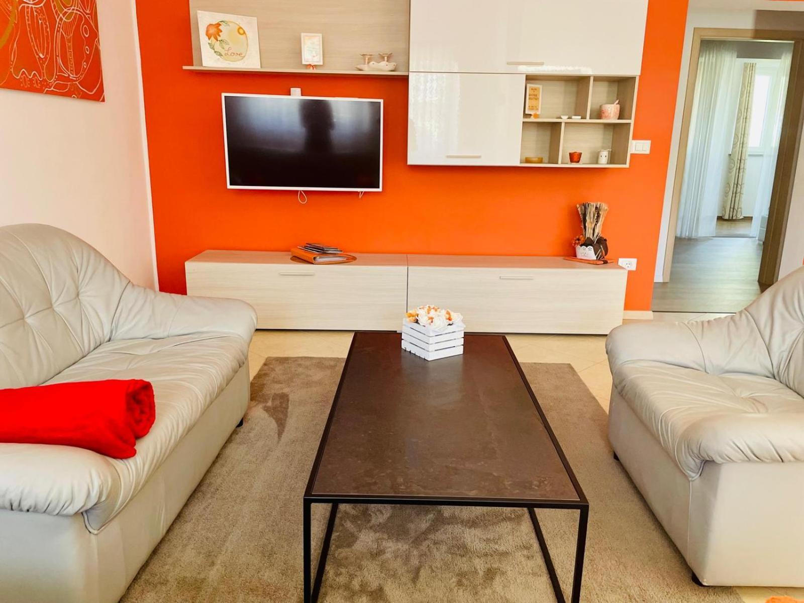 Boutique Apartment With Private Pool For Your Exclusive Use Novigrad  Bagian luar foto