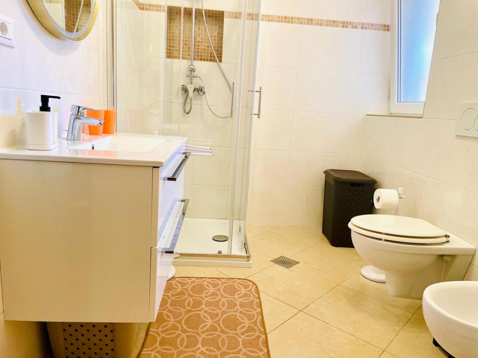 Boutique Apartment With Private Pool For Your Exclusive Use Novigrad  Bagian luar foto
